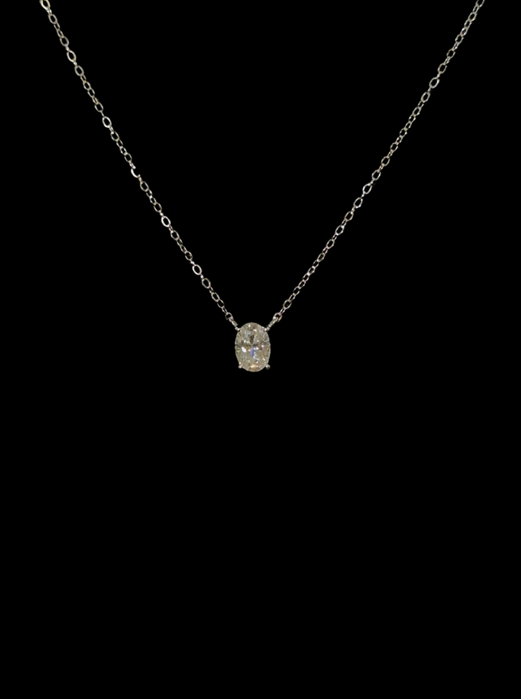 Collar Solitario 0.5ct Ovalo
