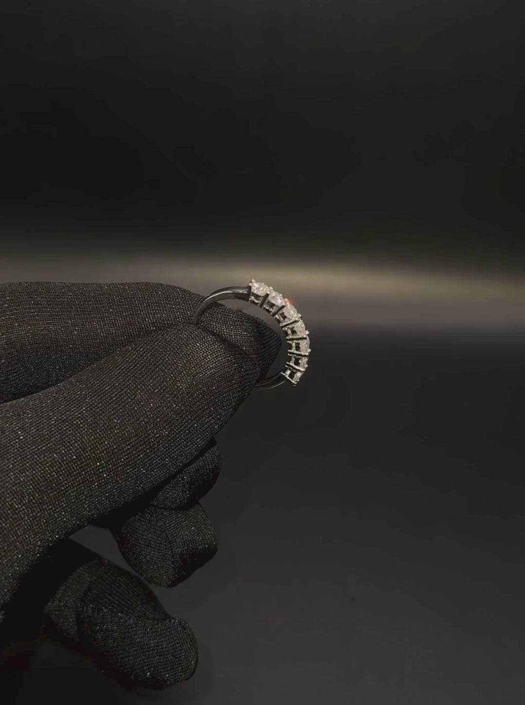 anillo medio eternidad